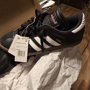 Adidas Men's Samba Classic Indoor Soccer Shoes